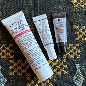 Anti-Aging Serum Kit made of 3 Kiehls Deluxe Samples